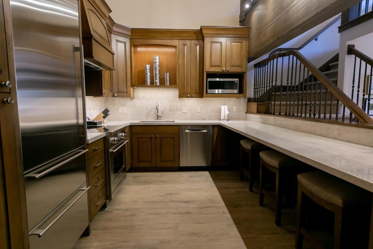 Sultan Two Bedroom Loft Suite With Majestic Mountain Views Condo Park City Eksteriør billede