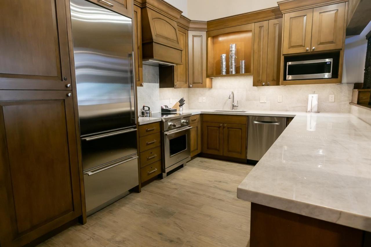Sultan Two Bedroom Loft Suite With Majestic Mountain Views Condo Park City Eksteriør billede